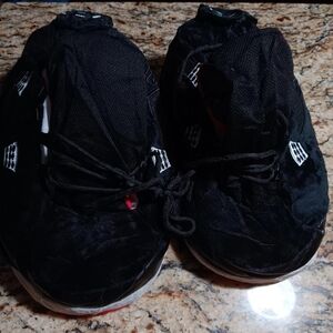 Bred Jordan 4 cozy slippers price value at 70